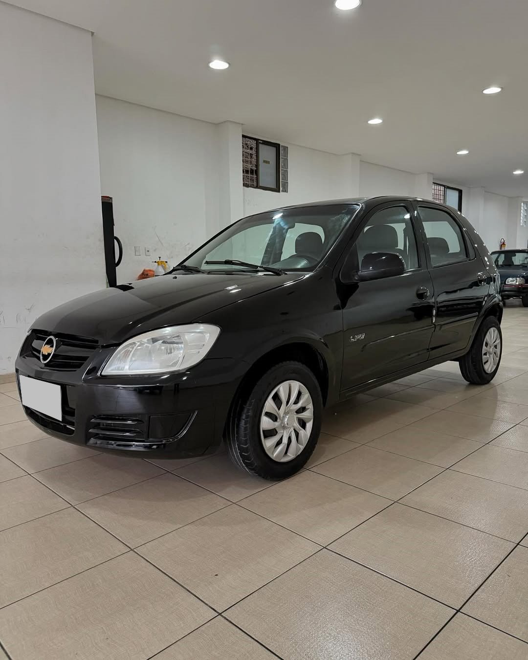 Chevrolet Celta 1.0 life preto 8v flex 4p manual 2010