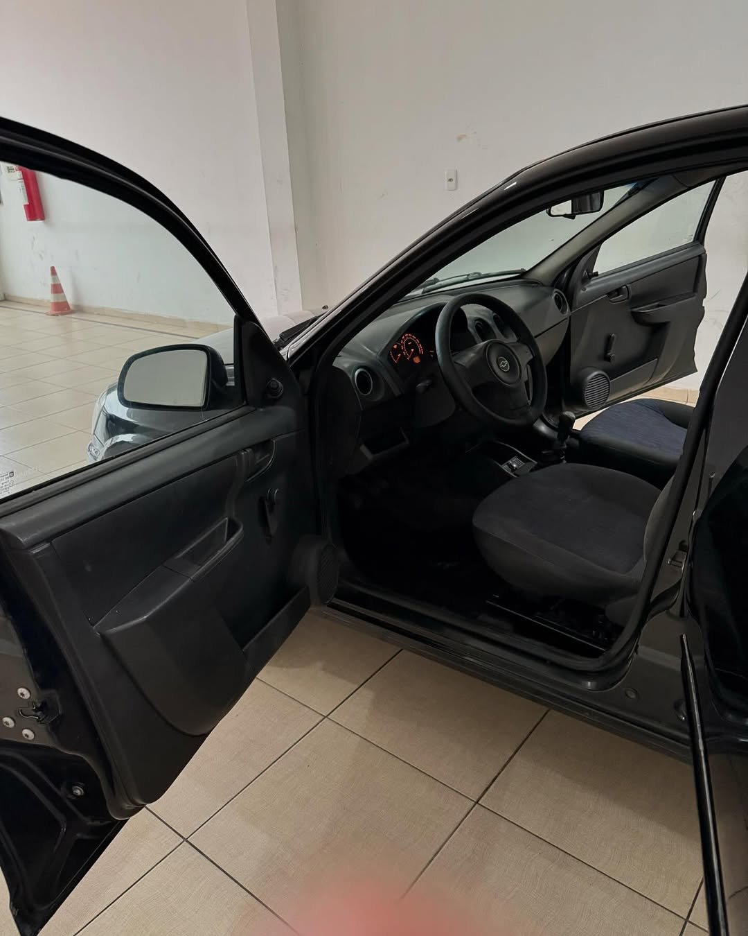 Chevrolet Celta 1.0 life preto 8v flex 4p manual 2010