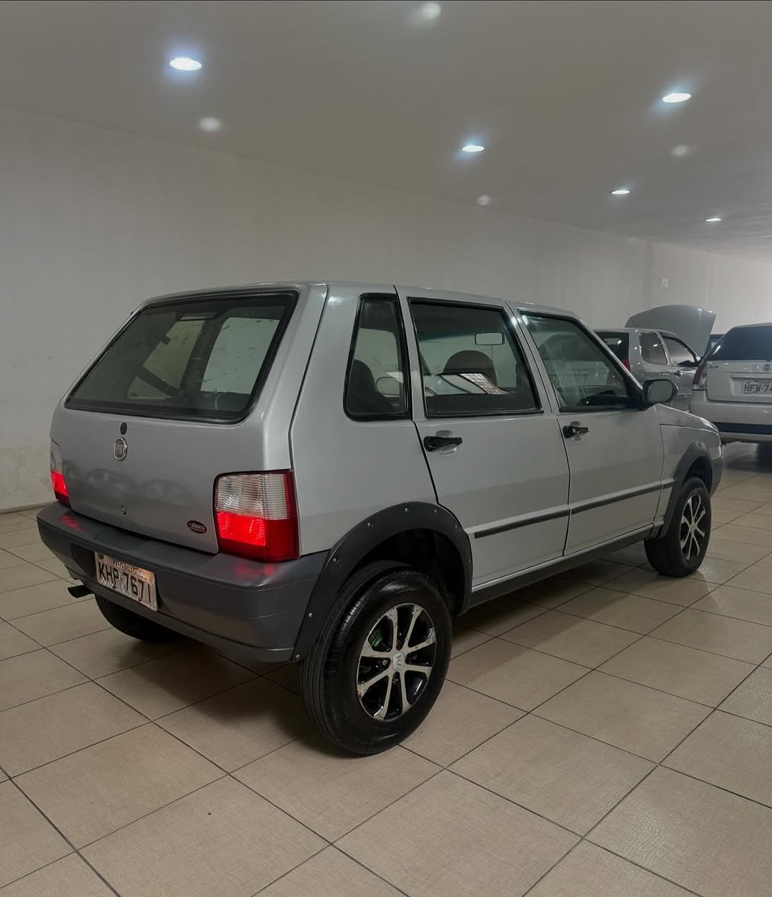 Fiat Uno 1.0 mille fire economy prata 8v flex 4p manual 2008
