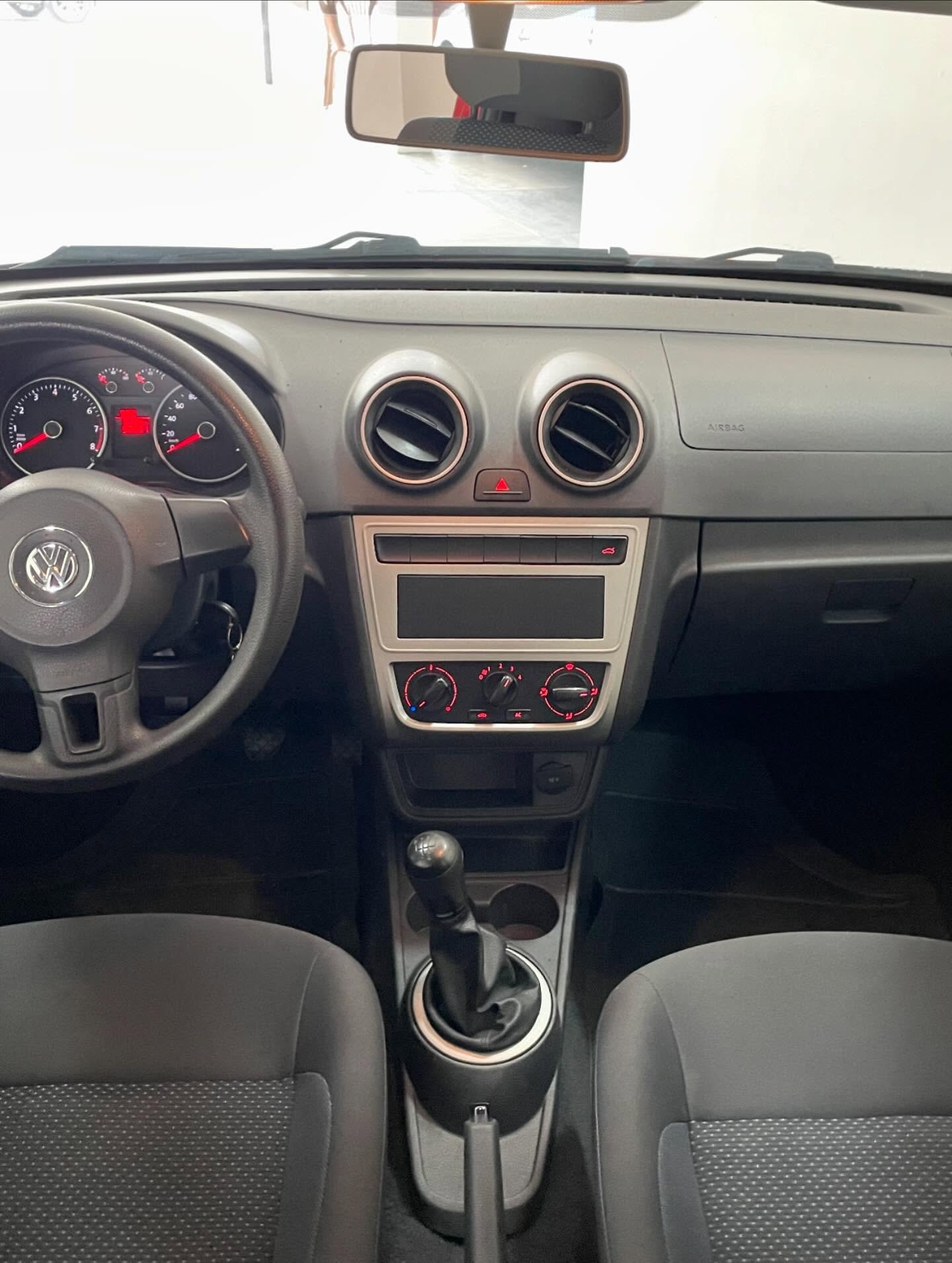 Volkswagen Gol 1.0 g6 vermelho 8v flex 4p manual 2014